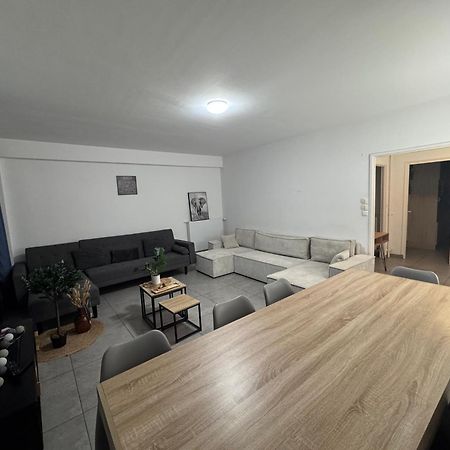 Apartament Le Spacieux - Circuit - Parking - 8 Personnes - Reve Au Mans Le Mans Zewnętrze zdjęcie